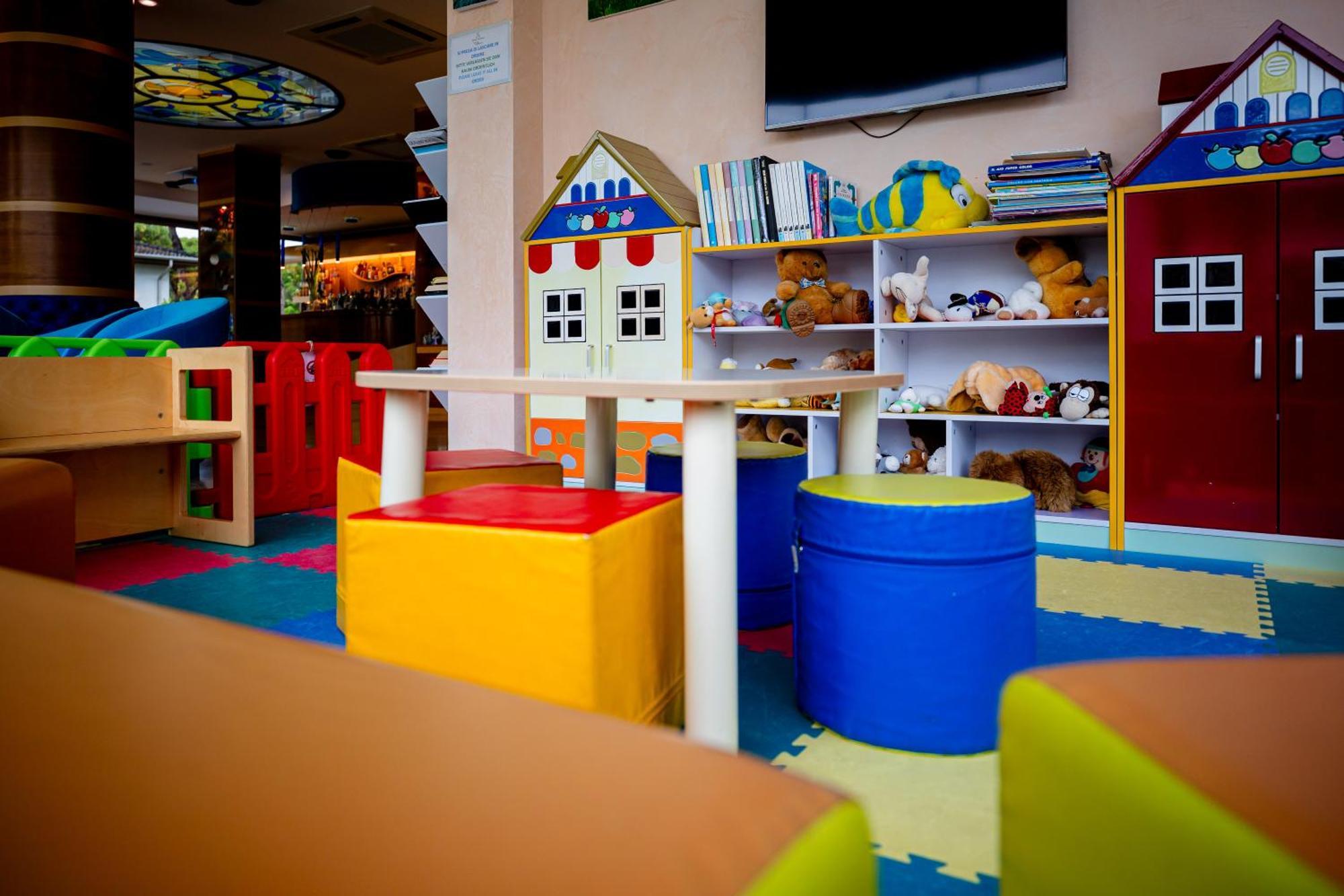 Hotel Arizona Lignano Sabbiadoro Dış mekan fotoğraf