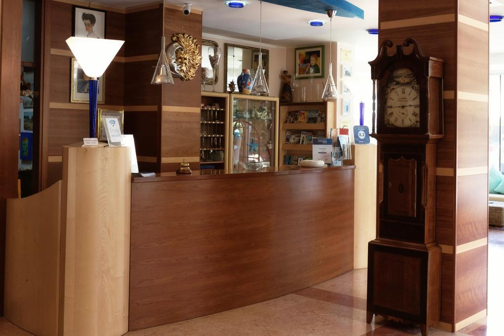 Hotel Arizona Lignano Sabbiadoro Dış mekan fotoğraf