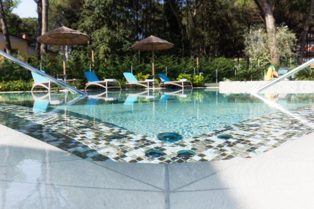 Hotel Arizona Lignano Sabbiadoro Dış mekan fotoğraf