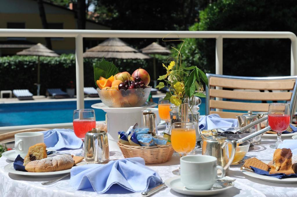 Hotel Arizona Lignano Sabbiadoro Dış mekan fotoğraf